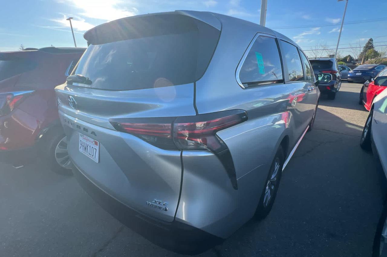 2022 Toyota Sienna XLE Roseville CA