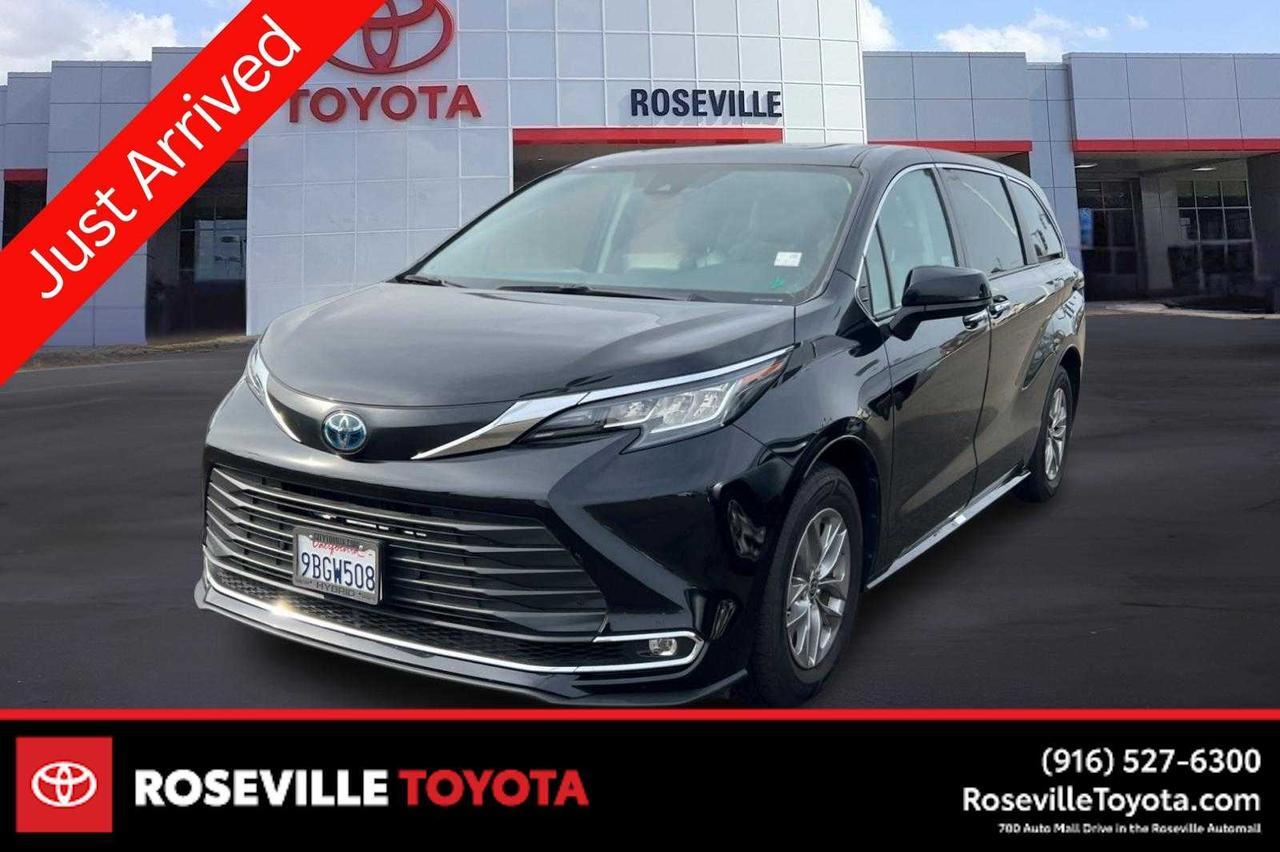 2022 Toyota Sienna XLE