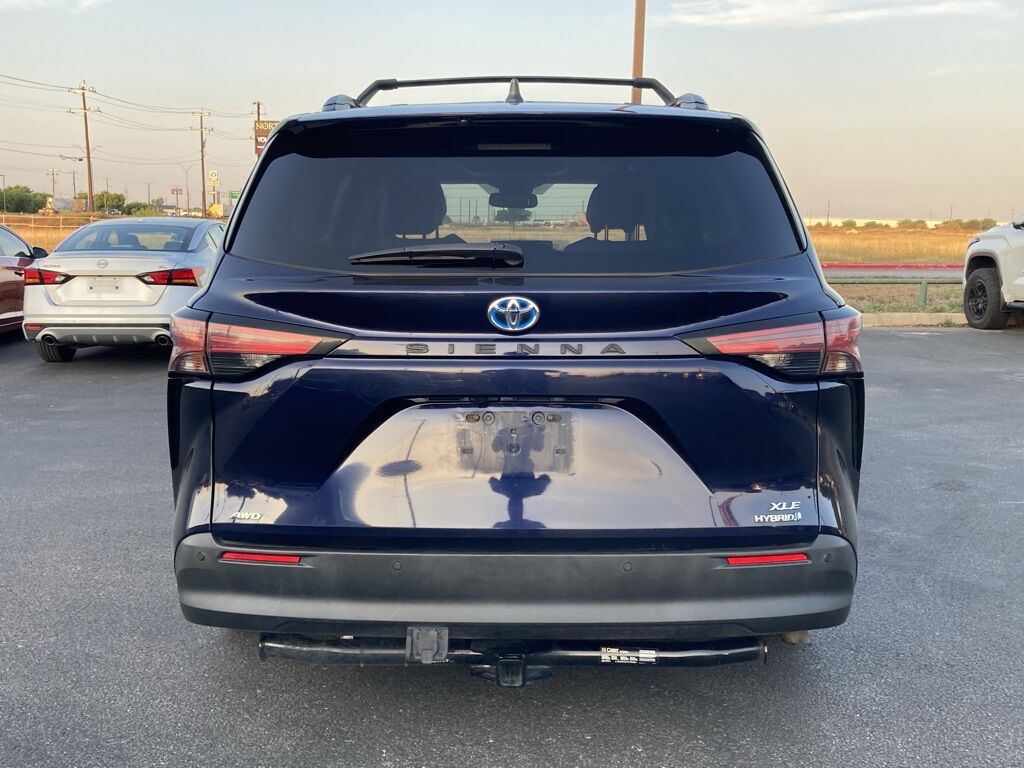 2022 Toyota Sienna XLE San Antonio TX