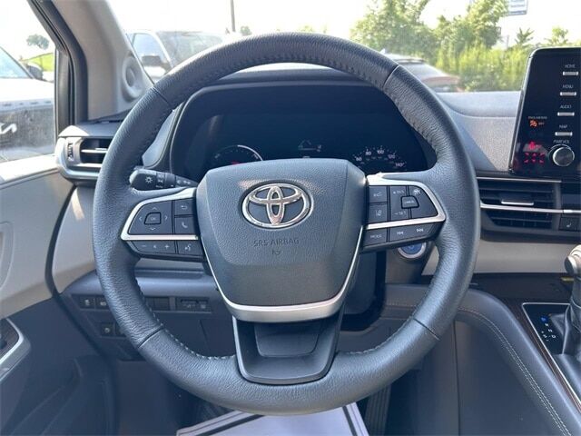 2022 Toyota Sienna XLE Cape Girardeau MO