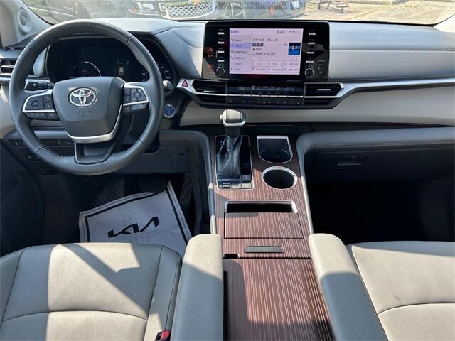 2022 Toyota Sienna XLE Cape Girardeau MO