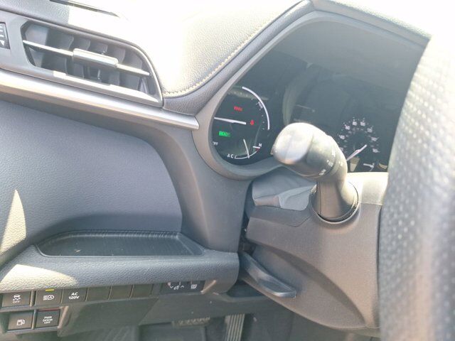 2022 Toyota Sienna XLE Woodland Edition Hurst TX