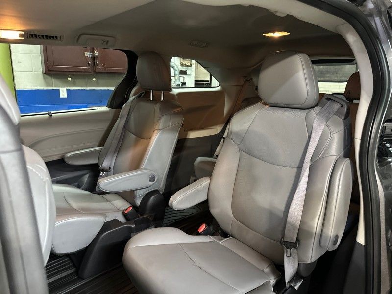 2022 Toyota Sienna XLE Worcester MA