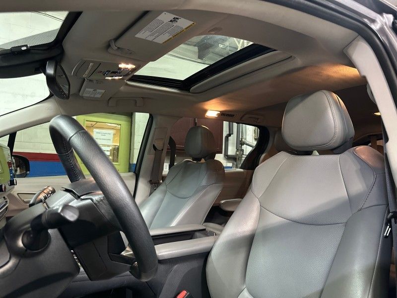 2022 Toyota Sienna XLE Worcester MA