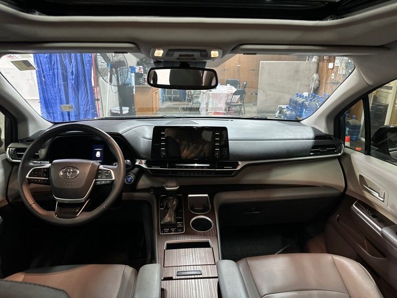 2022 Toyota Sienna XLE Worcester MA