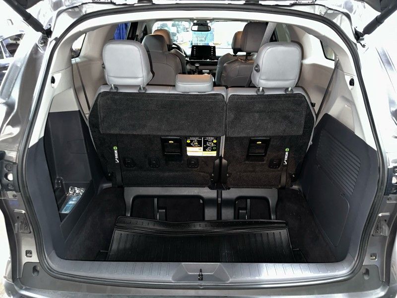 2022 Toyota Sienna XLE Worcester MA