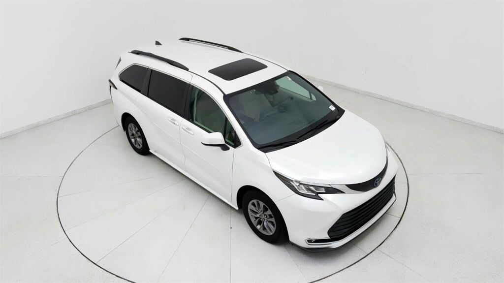 2022 Toyota Sienna XLE Laurel MD