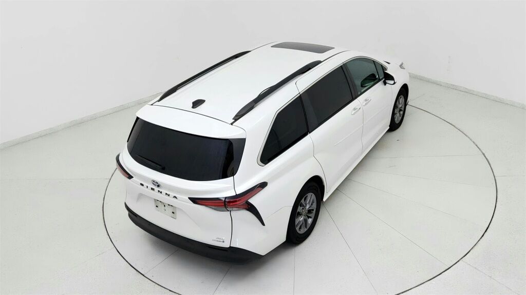 2022 Toyota Sienna XLE Laurel MD