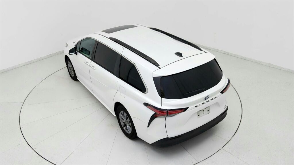 2022 Toyota Sienna XLE Laurel MD