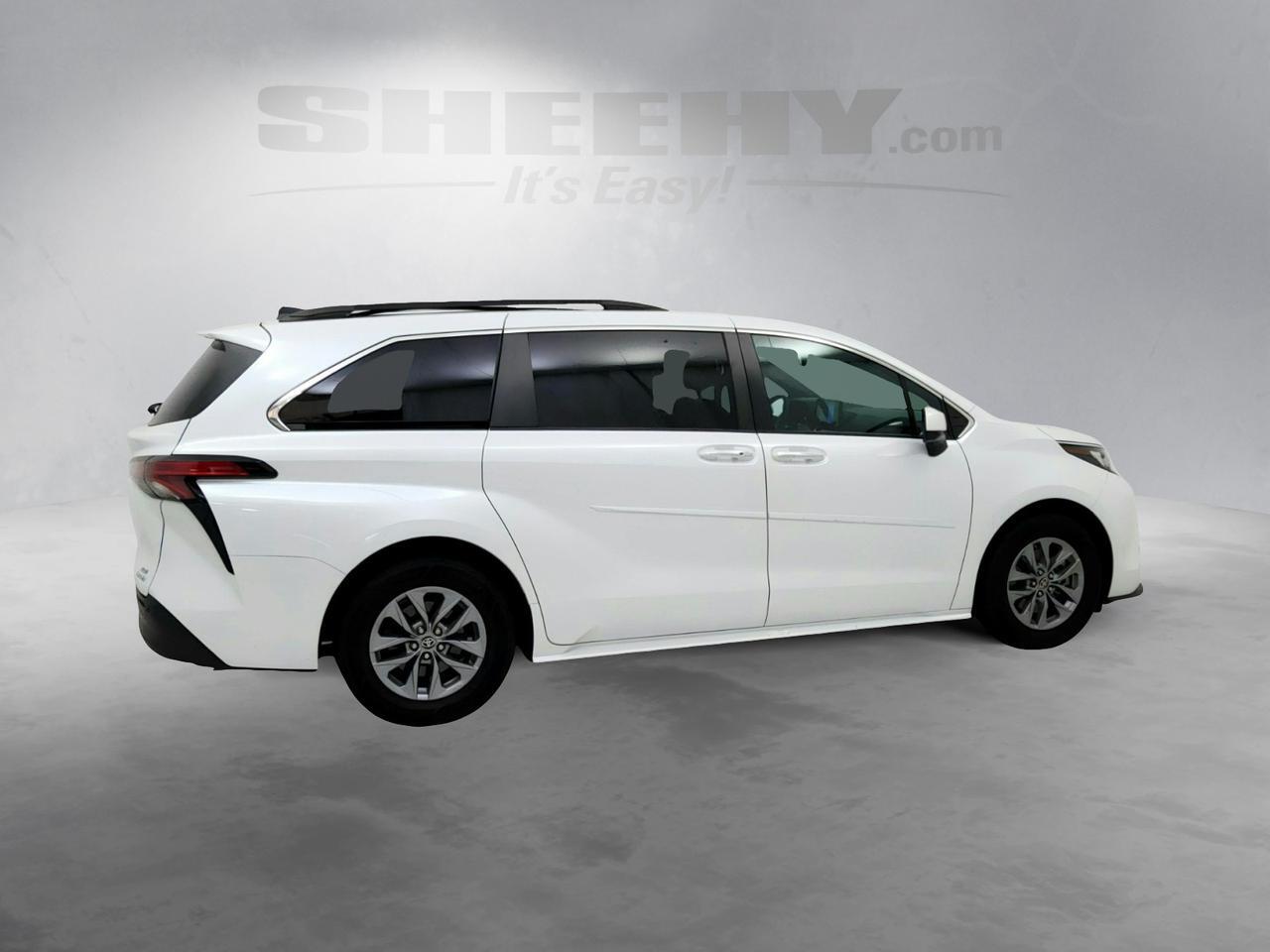 2022 Toyota Sienna XLE Laurel MD