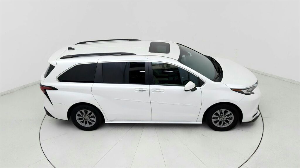 2022 Toyota Sienna XLE Laurel MD
