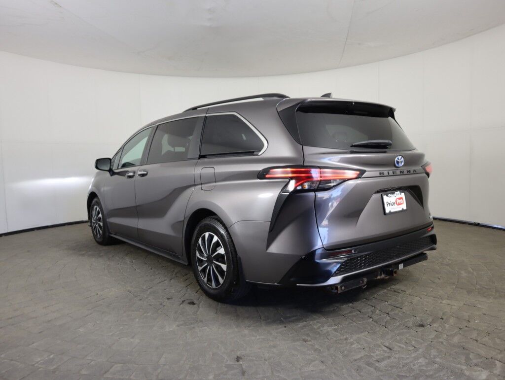 2022 Toyota Sienna XSE Maumee OH