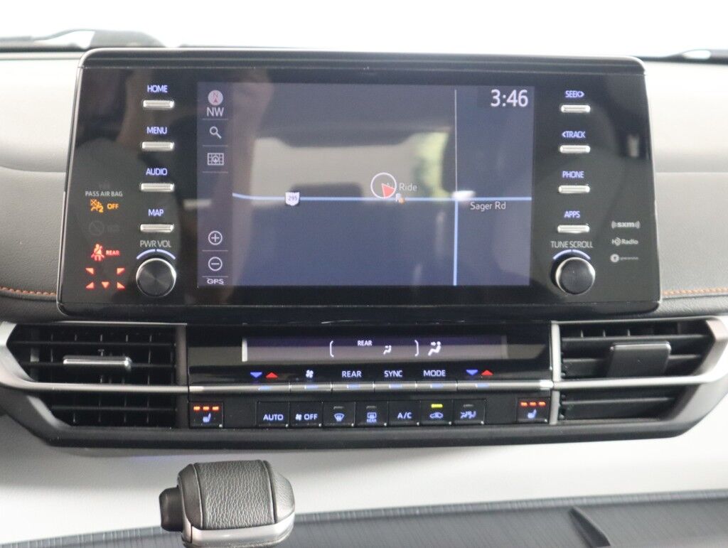 2022 Toyota Sienna XSE Maumee OH