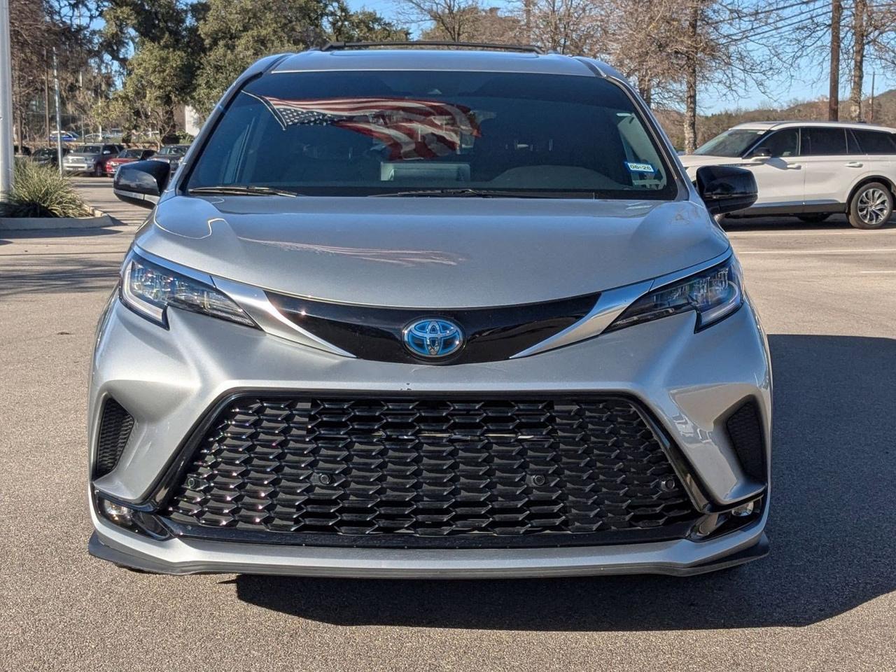 2022 Toyota Sienna XSE