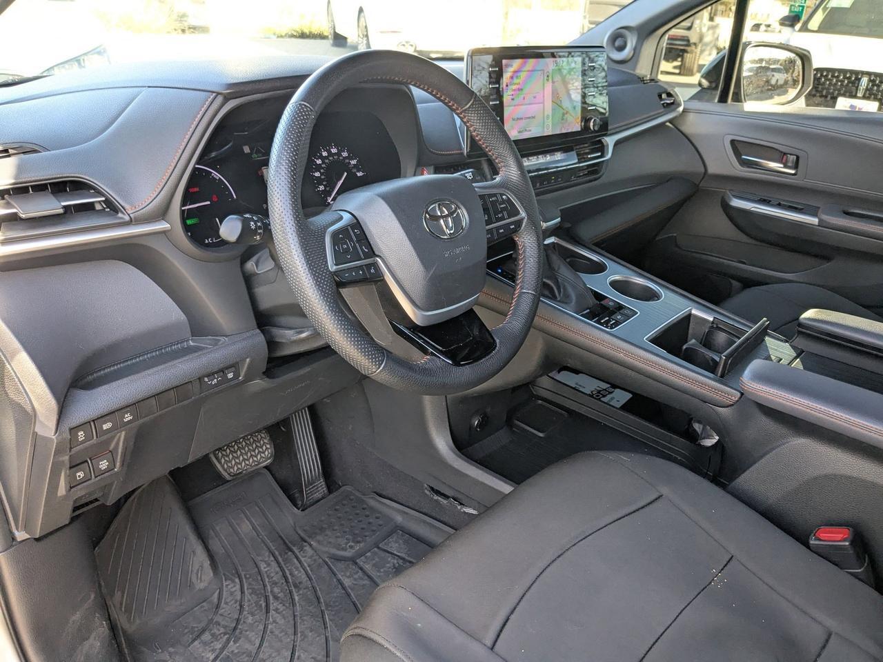 2022 Toyota Sienna XSE