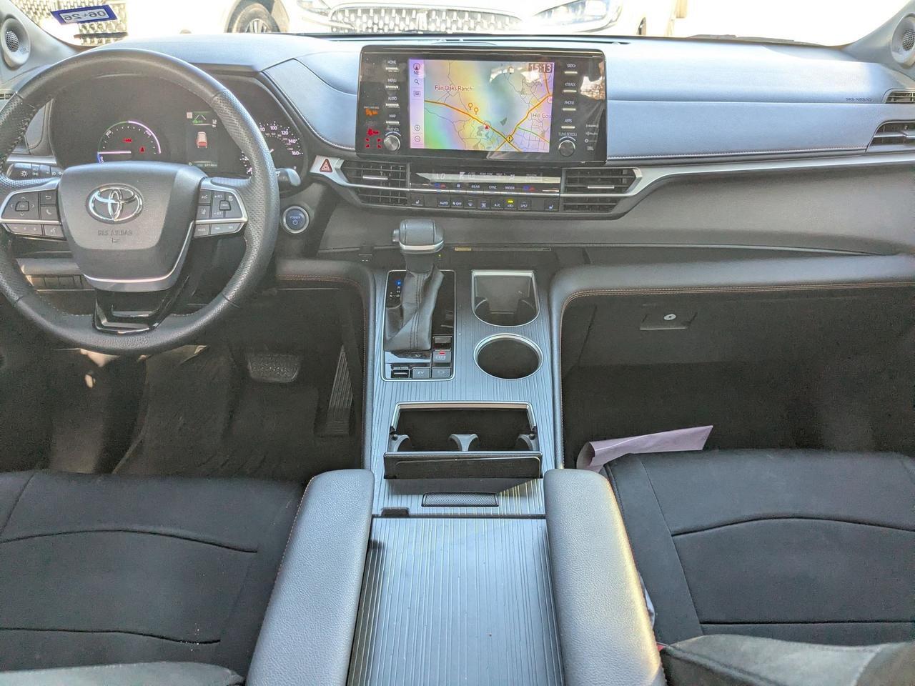 2022 Toyota Sienna XSE