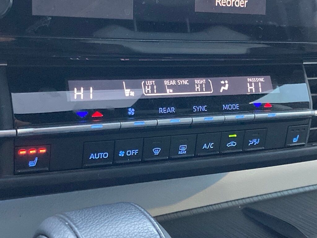 2022 Toyota Sienna XSE San Antonio TX