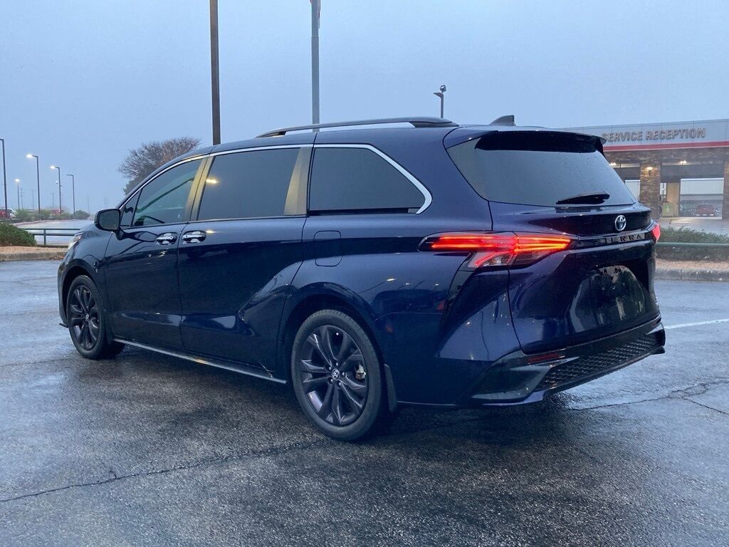 2022 Toyota Sienna XSE San Antonio TX