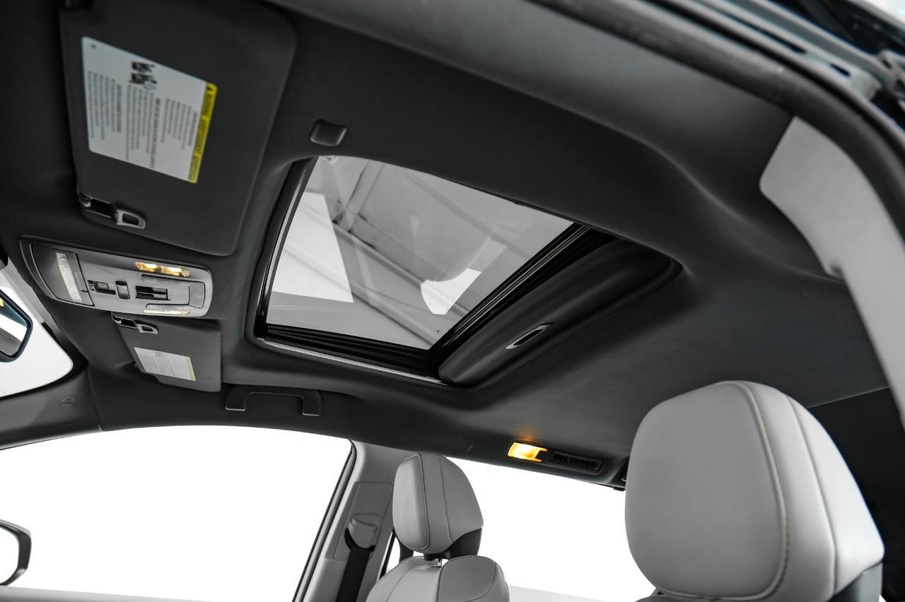 2022 Toyota Sienna XSE TOYOTA SAFETY SENSE BLIND SPOT LANE DEPARTURE PRE COLLISION Carrollton TX