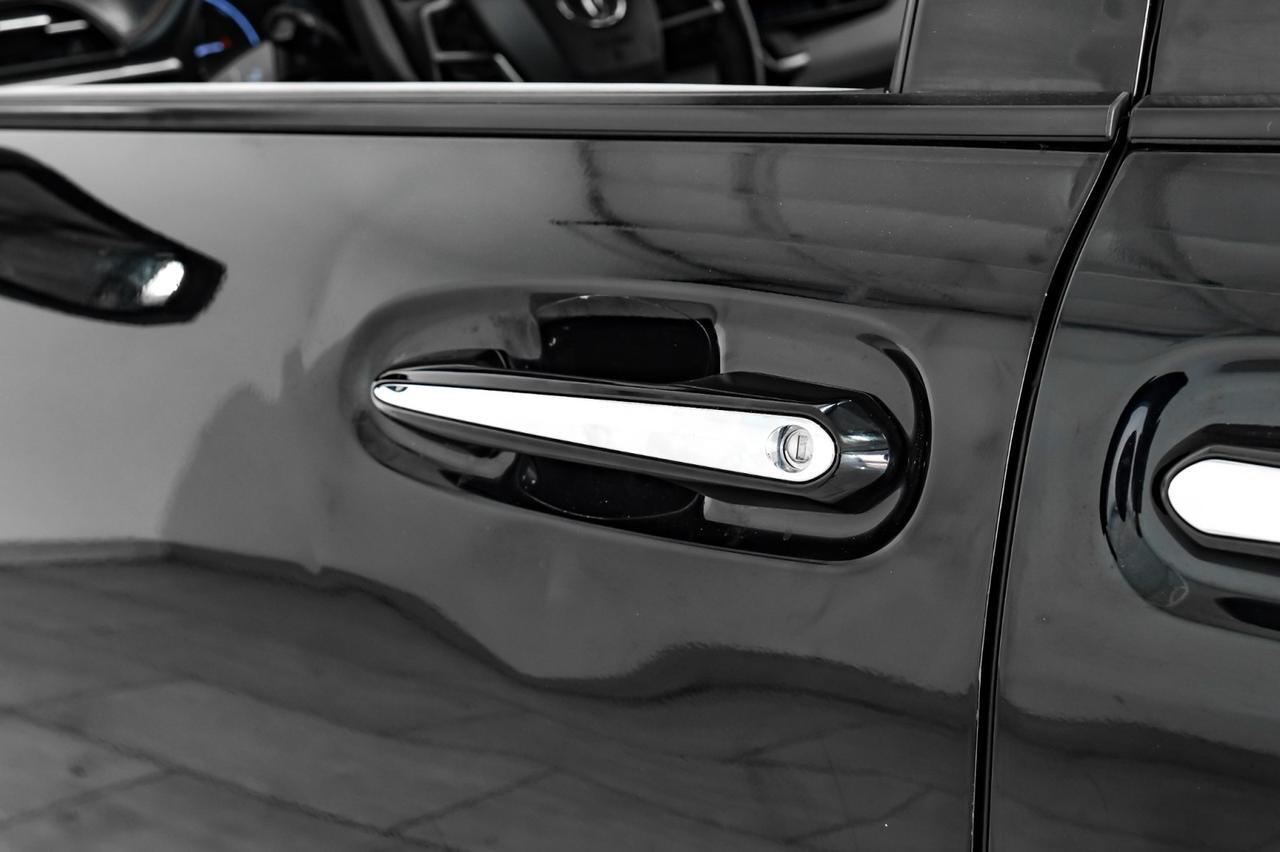 2022 Toyota Sienna XSE TOYOTA SAFETY SENSE BLIND SPOT LANE DEPARTURE PRE COLLISION Carrollton TX