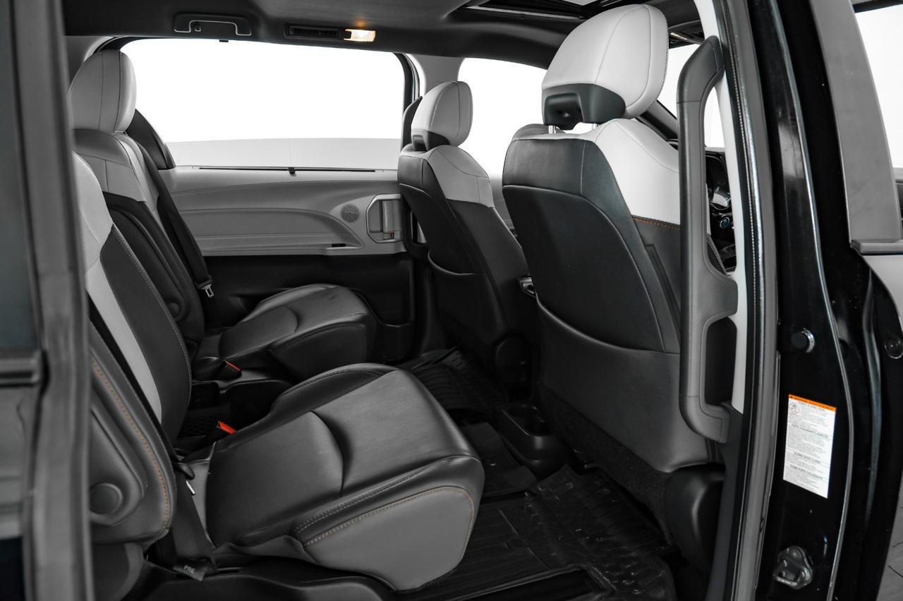 2022 Toyota Sienna XSE TOYOTA SAFETY SENSE BLIND SPOT LANE DEPARTURE PRE COLLISION Carrollton TX