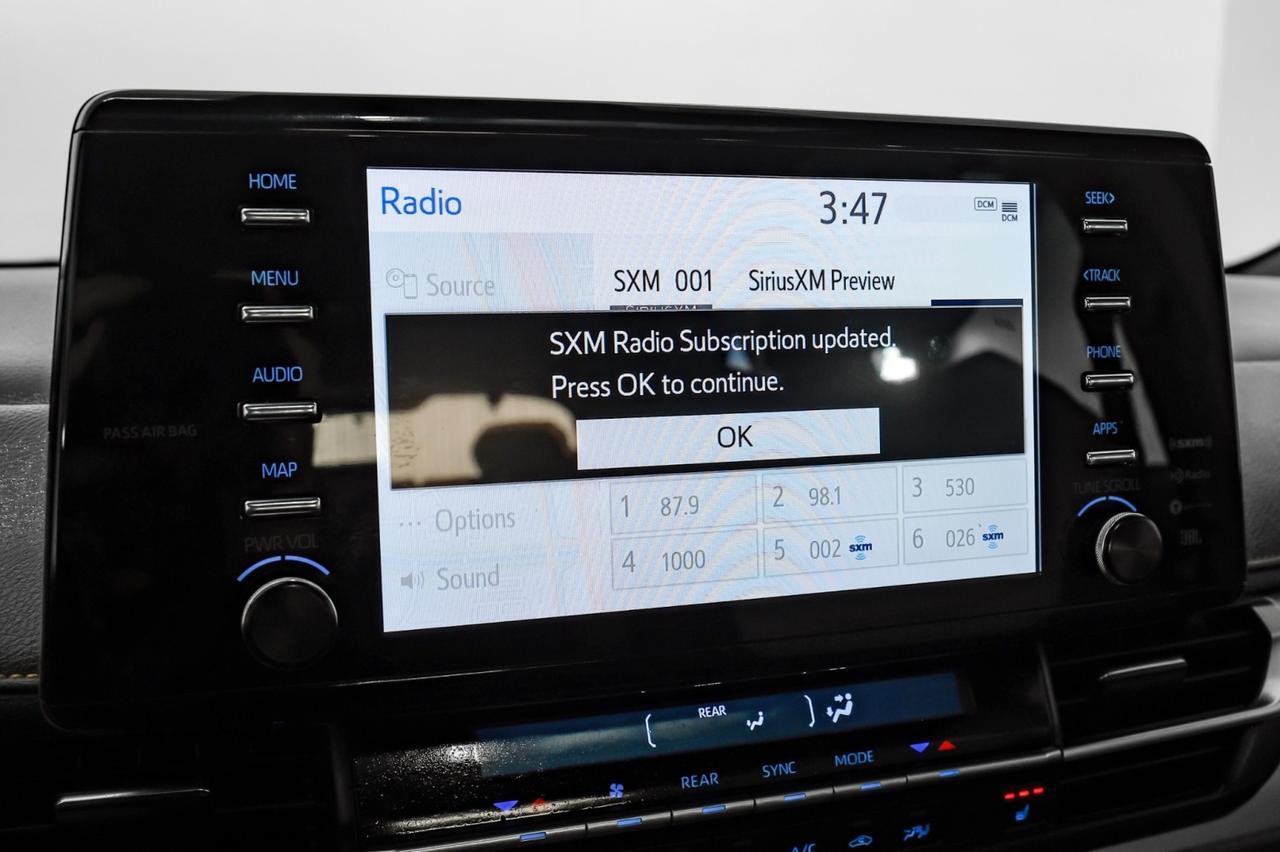 2022 Toyota Sienna XSE TOYOTA SAFETY SENSE BLIND SPOT LANE DEPARTURE PRE COLLISION Carrollton TX