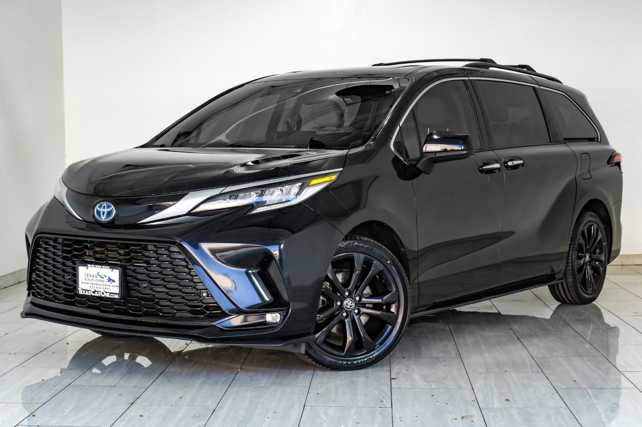2022 Toyota Sienna XSE TOYOTA SAFETY SENSE BLIND SPOT LANE DEPARTURE PRE COLLISION Carrollton TX