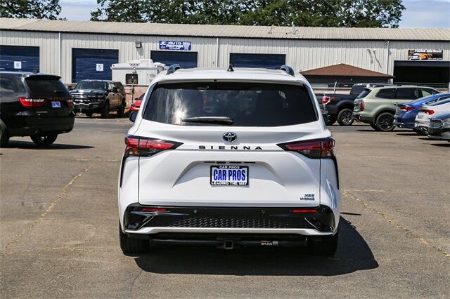 2022 Toyota Sienna XSE Tacoma WA