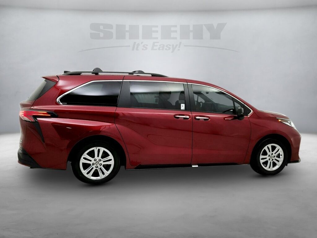 2022 Toyota Sienna XSE Laurel MD