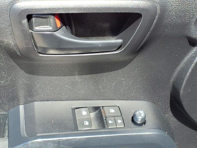 2022 Toyota Tacoma 2WD SR  TX