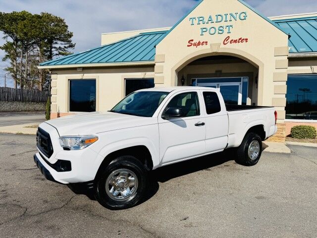 2022 Toyota Tacoma 2WD SR