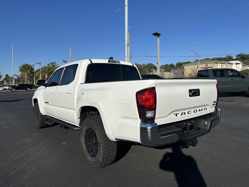 2022 Toyota Tacoma 2WD SR5