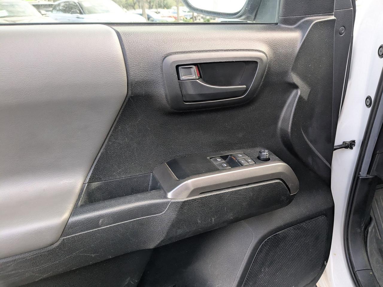 2022 Toyota Tacoma 2WD SR5