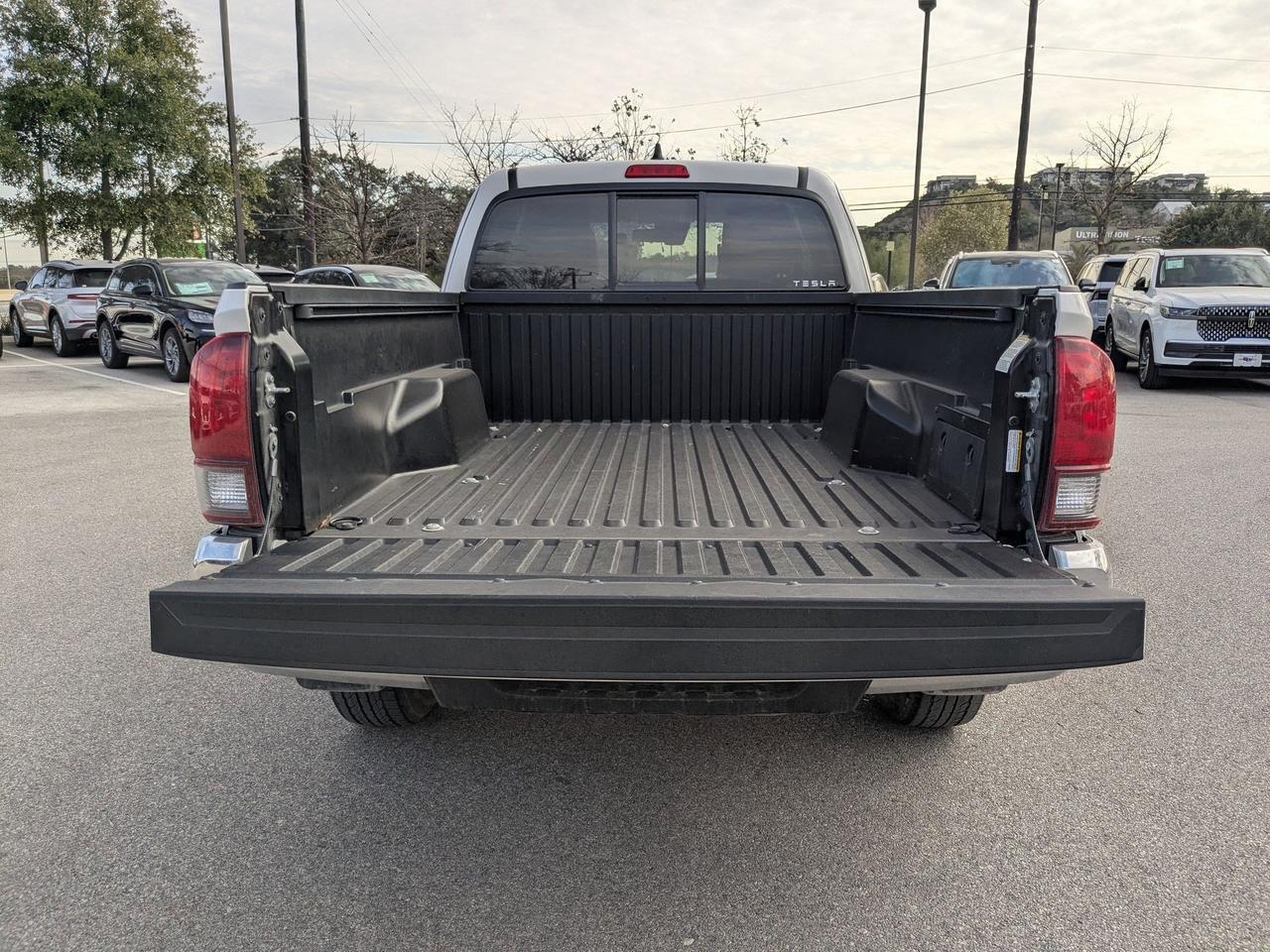 2022 Toyota Tacoma 2WD SR5