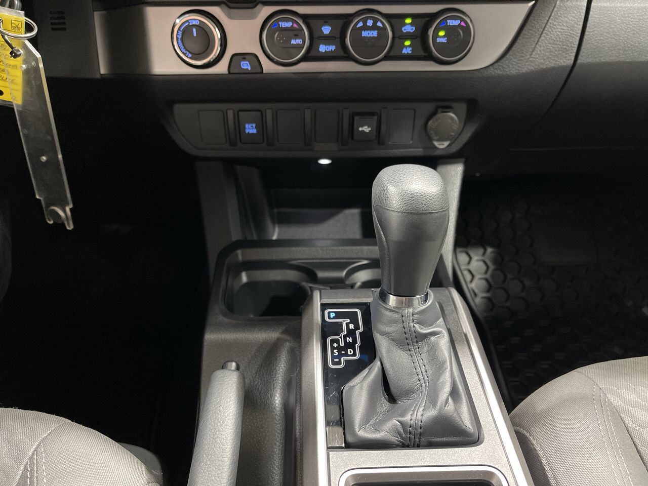 2022 Toyota Tacoma 4WD DBL AT Sherwood Park AB