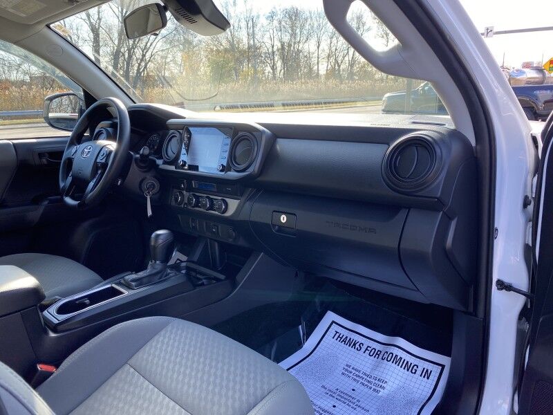 2022 Toyota Tacoma 4WD SR Bristol  PA