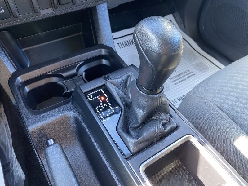 2022 Toyota Tacoma 4WD SR Bristol  PA