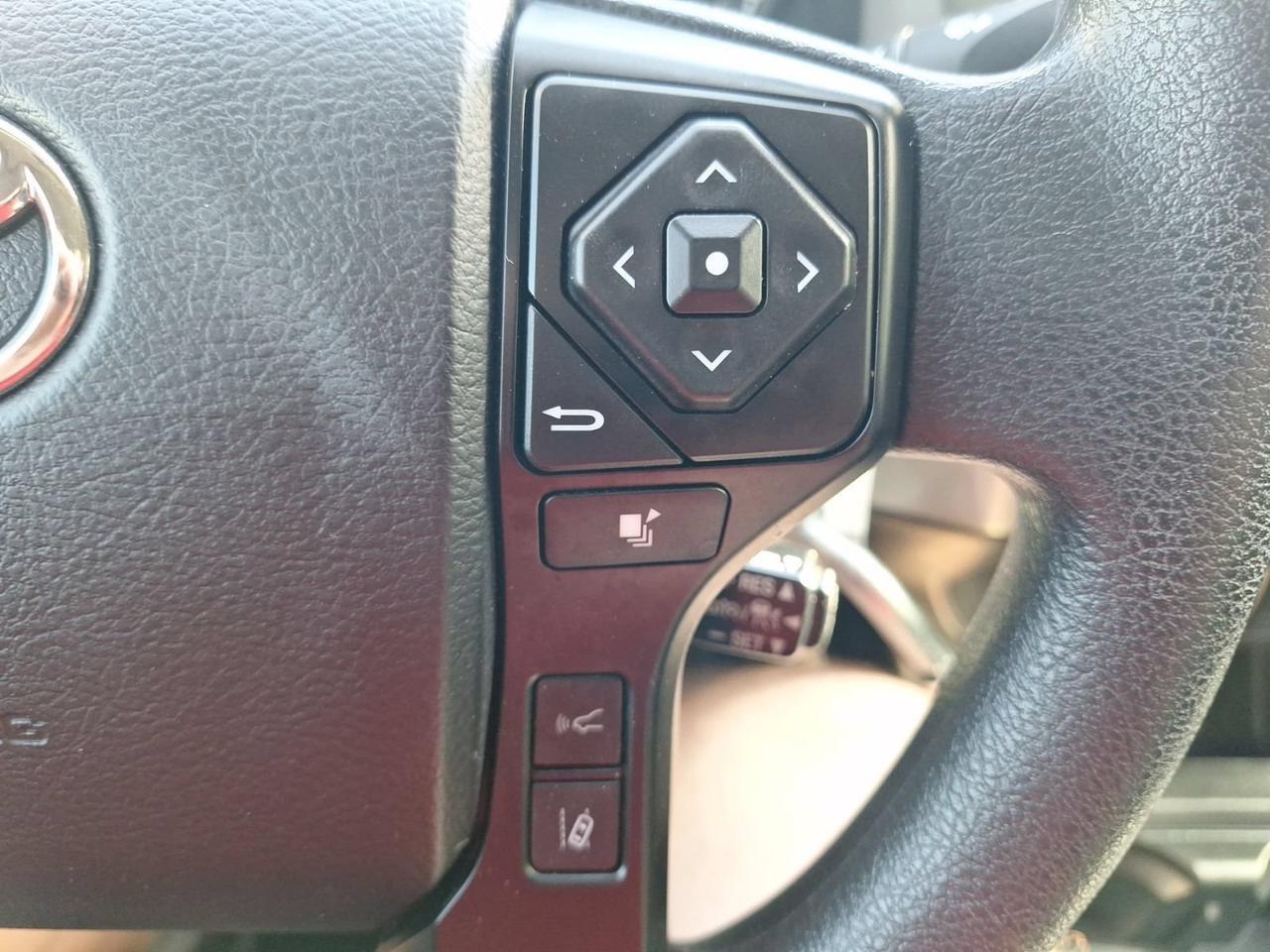 2022 Toyota Tacoma 4WD SR Hurst TX