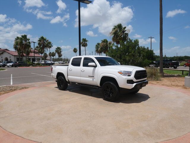 2022 Toyota Tacoma 4WD SR