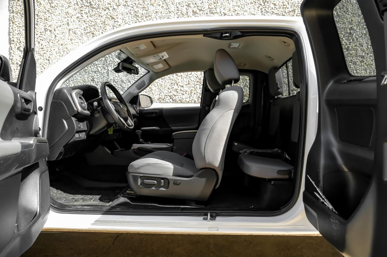 2022 Toyota Tacoma 4WD SR5