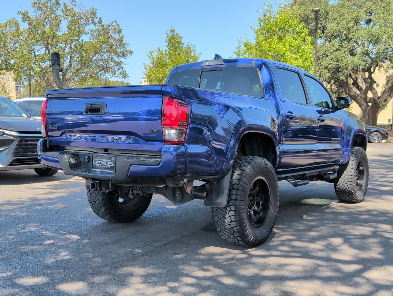 2022 Toyota Tacoma 4WD SR5