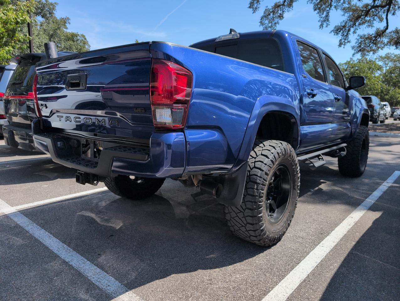 2022 Toyota Tacoma 4WD SR5