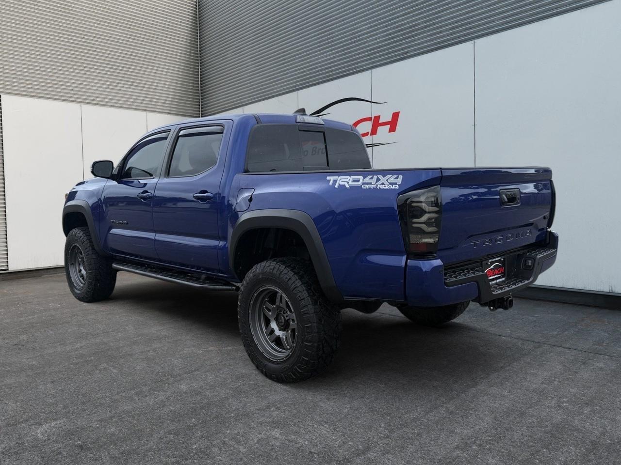 2022 Toyota Tacoma 4WD TRD Off Road, APPLE CARPLAY/ANDROID AUTO, TONNEAU COVER, BED LINER, TOW PACKAGE, WIFI, NAVIGATION, POWER MIRRORS, BACKUP CAMERA, POWER SLIDING REAR WINDOW, REMOTE KEYLESS ENTRY, CLEAN CARFAX, ONLY 1 OWNER! Norfolk VA