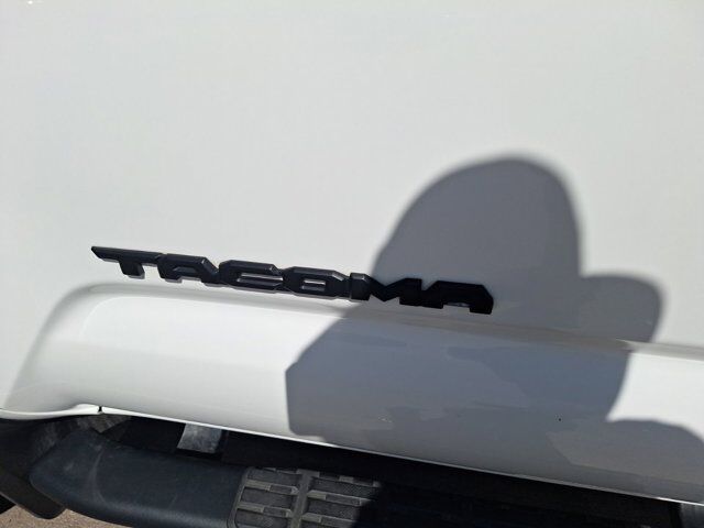 2022 Toyota Tacoma 4WD TRD Off-Road Hurst TX