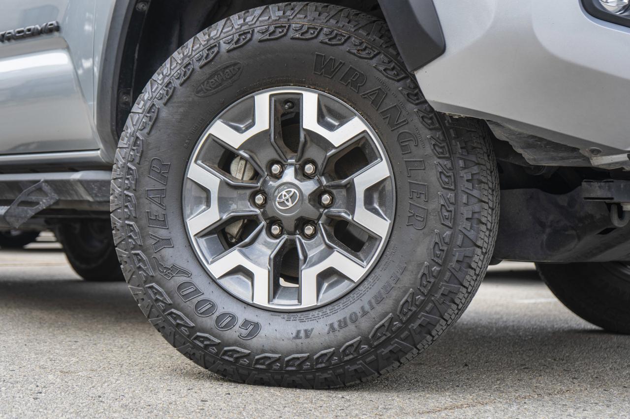 2022 Toyota Tacoma 4WD TRD Off-Road