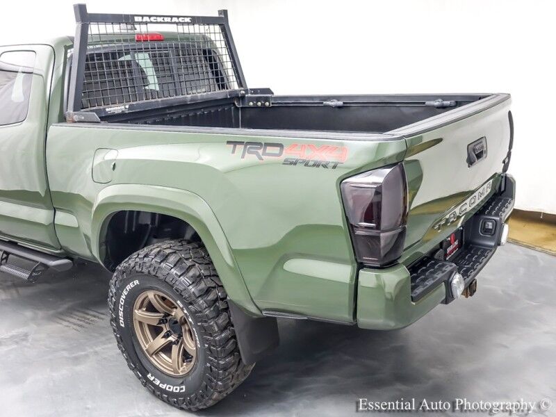 2022 Toyota Tacoma 4WD TRD Sport Willowbrook IL