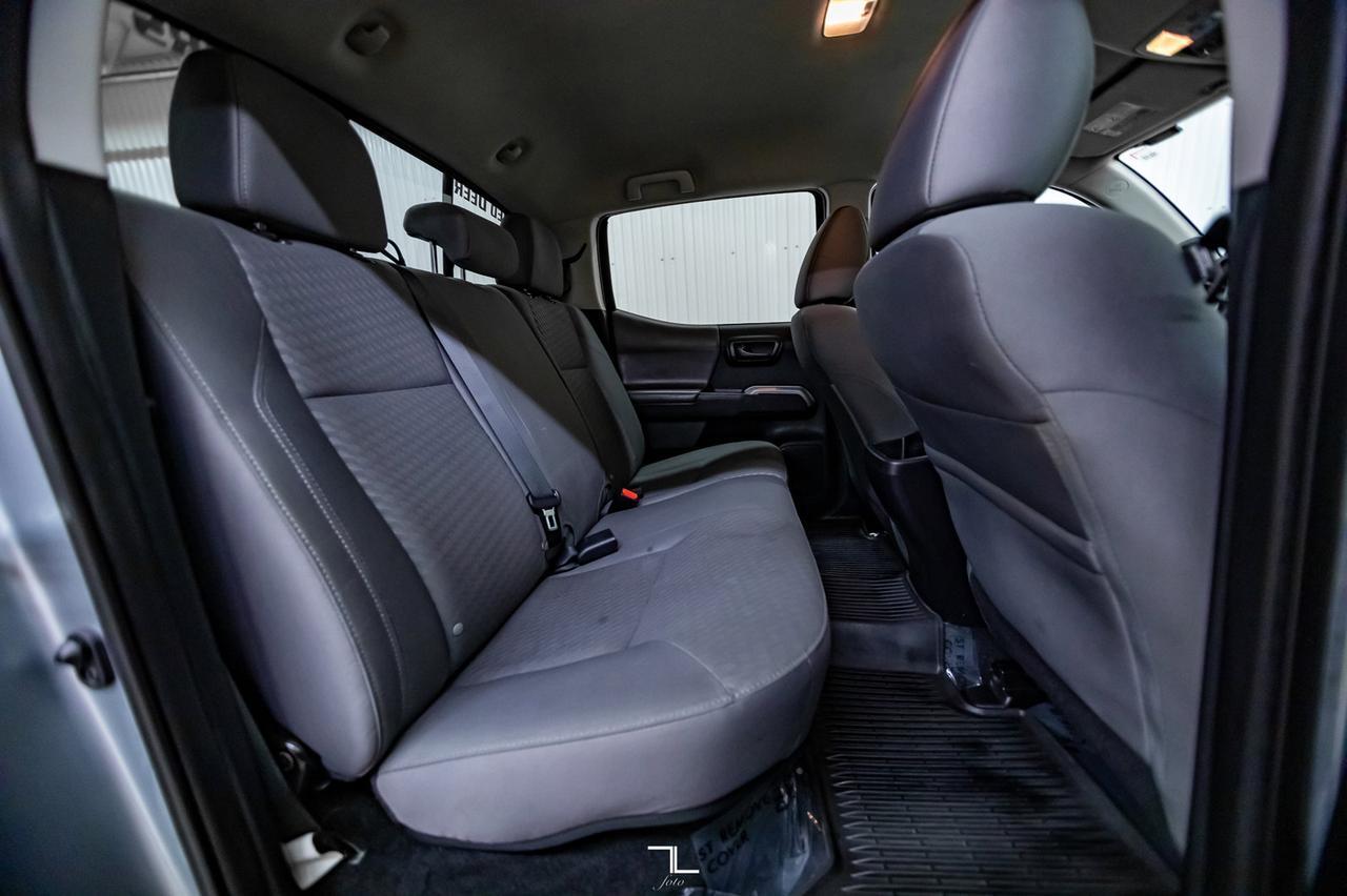 2022 Toyota Tacoma 4x4 Double Cab SR5 BCam Red Deer AB