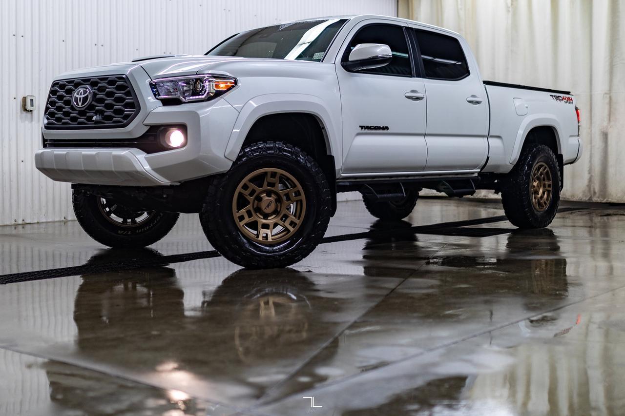 2022 Toyota Tacoma 4x4 Double Cab TRD Sport Leather Roof Nav Red Deer AB