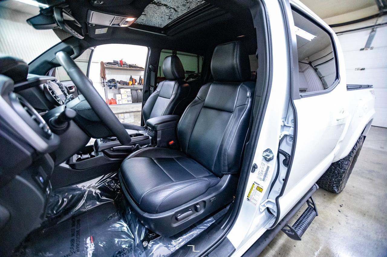 2022 Toyota Tacoma 4x4 Double Cab TRD Sport Leather Roof Nav Red Deer AB