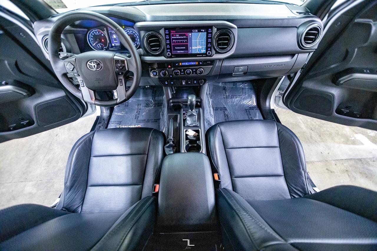 2022 Toyota Tacoma 4x4 Double Cab TRD Sport Leather Roof Nav Red Deer AB